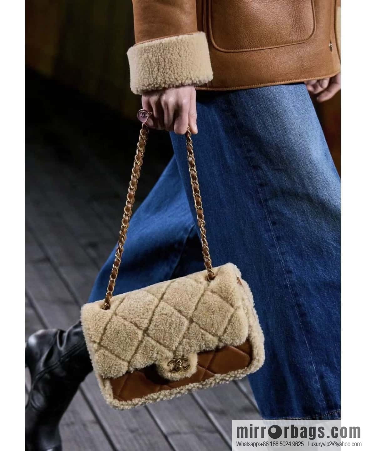 𝗖𝗛𝗔𝗡𝗘𝗟 24K Classic CF Teddy Bear, Large, Apricot AS5149 B18194 NZW48