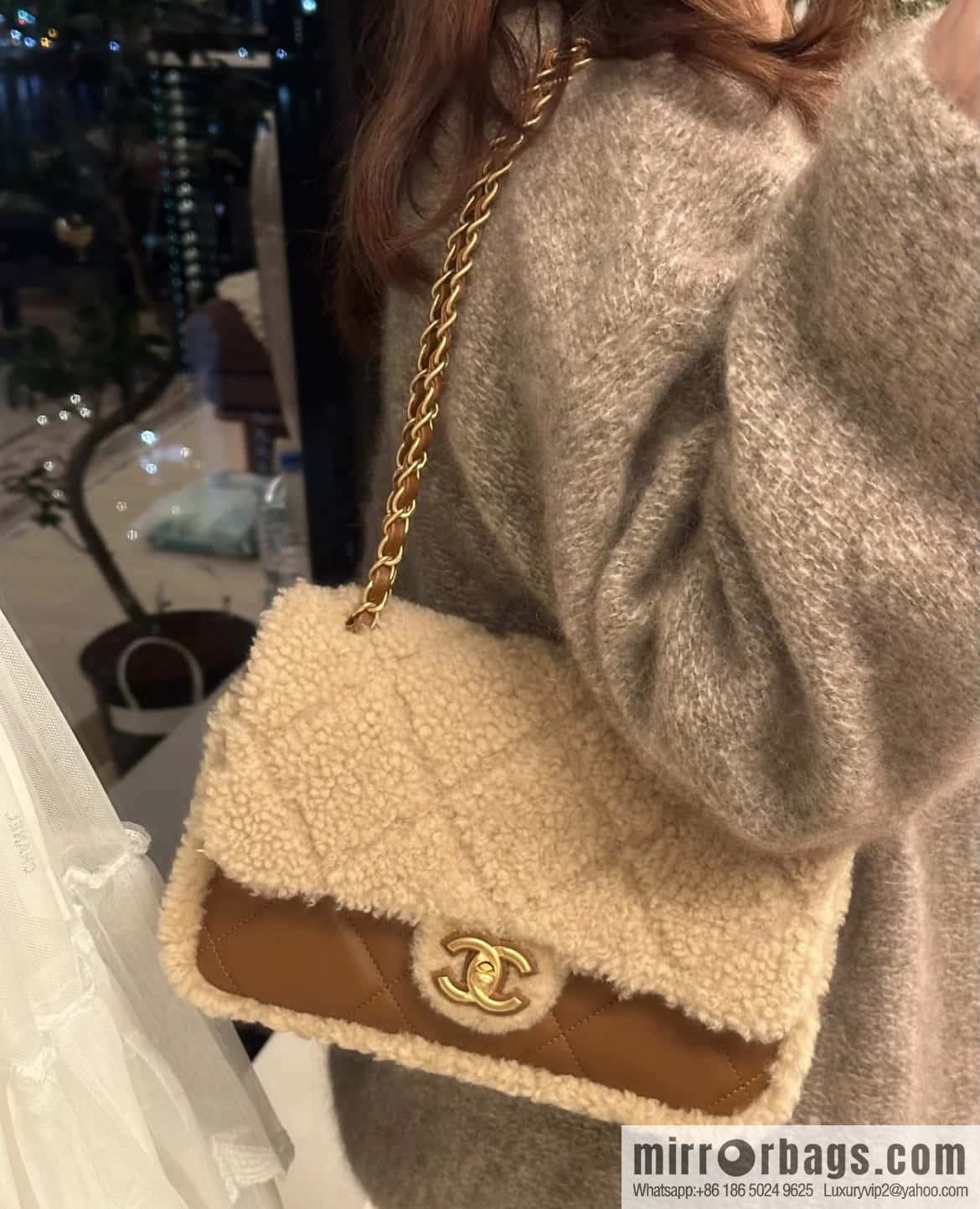 𝗖𝗛𝗔𝗡𝗘𝗟 24K Classic CF Teddy Bear, Large, Apricot AS5149 B18194 NZW48