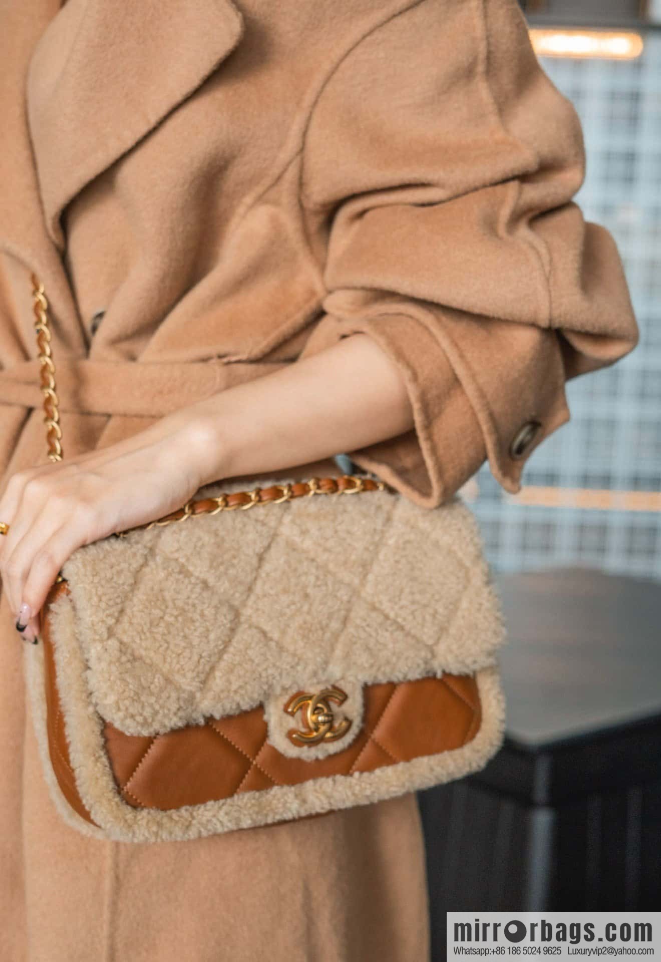 𝗖𝗛𝗔𝗡𝗘𝗟 24K Classic CF Teddy Bear, Large, Apricot AS5149 B18194 NZW48