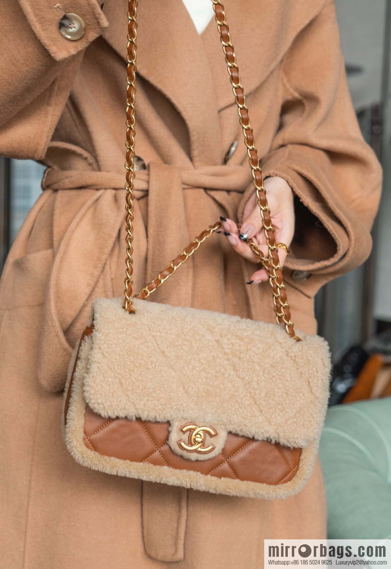 𝗖𝗛𝗔𝗡𝗘𝗟 24K Classic CF Teddy Bear, Large, Apricot AS5149 B18194 NZW48