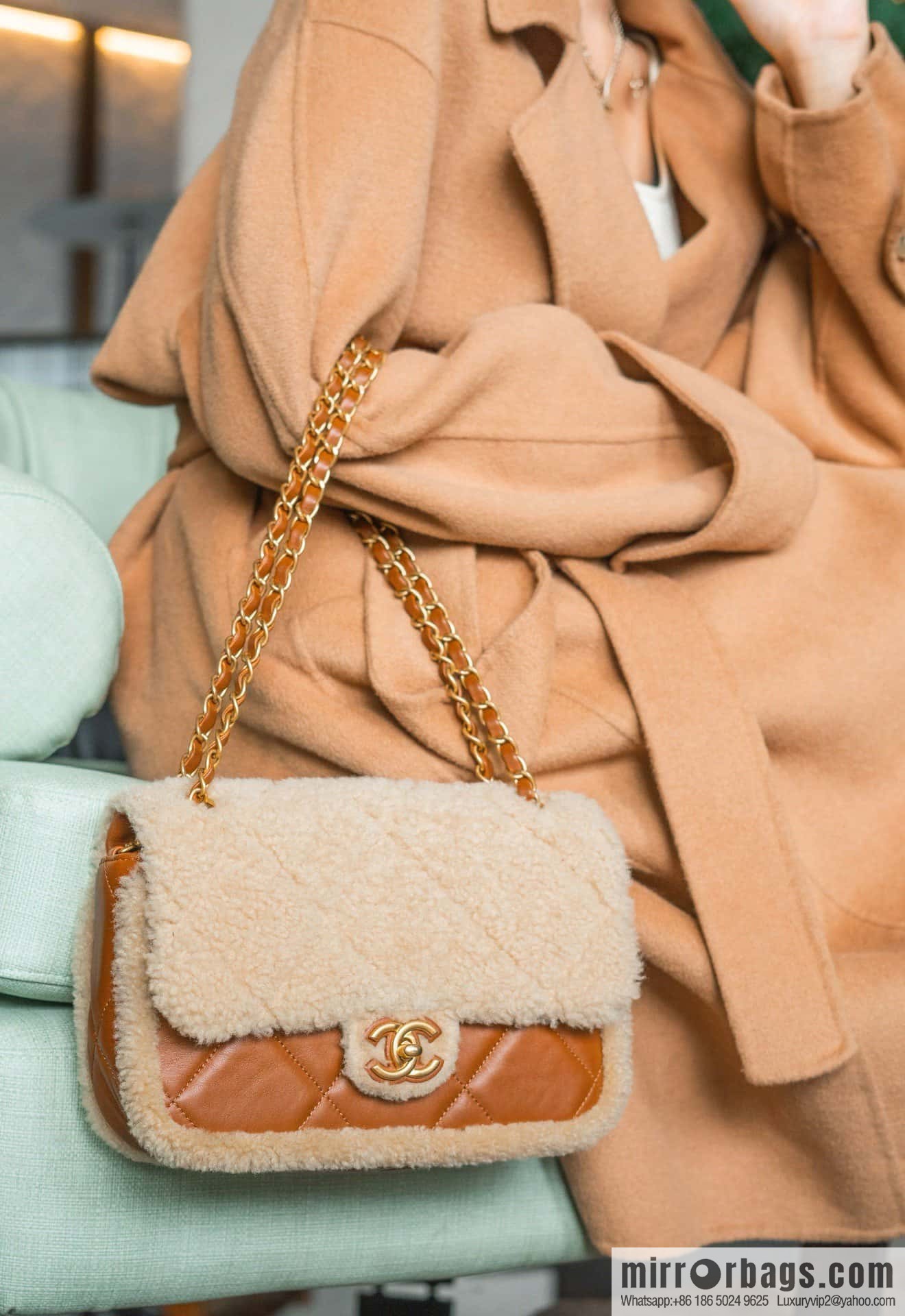 𝗖𝗛𝗔𝗡𝗘𝗟 24K Classic CF Teddy Bear, Large, Apricot AS5149 B18194 NZW48