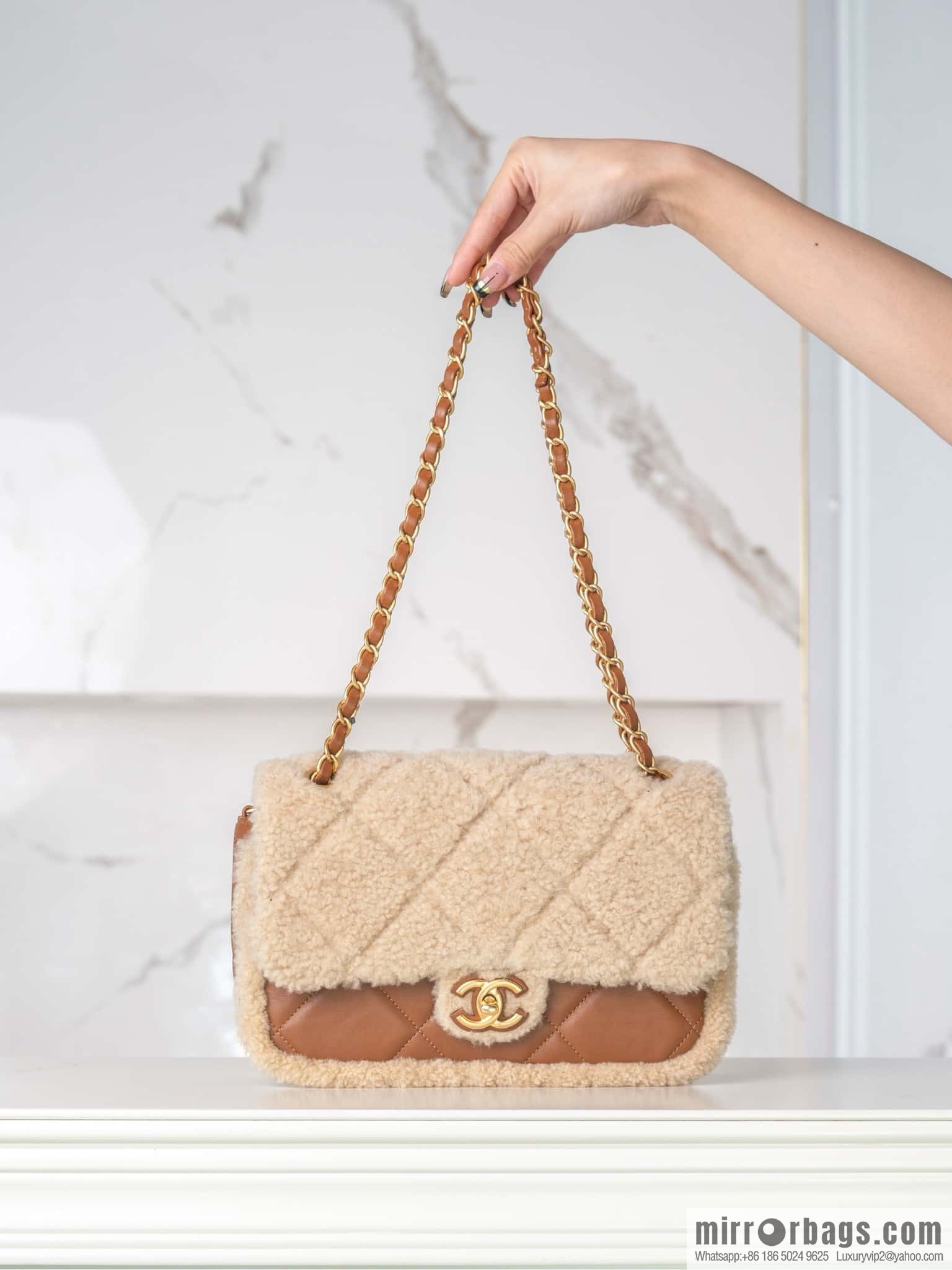 𝗖𝗛𝗔𝗡𝗘𝗟 24K Classic CF Teddy Bear, Large, Apricot AS5149 B18194 NZW48