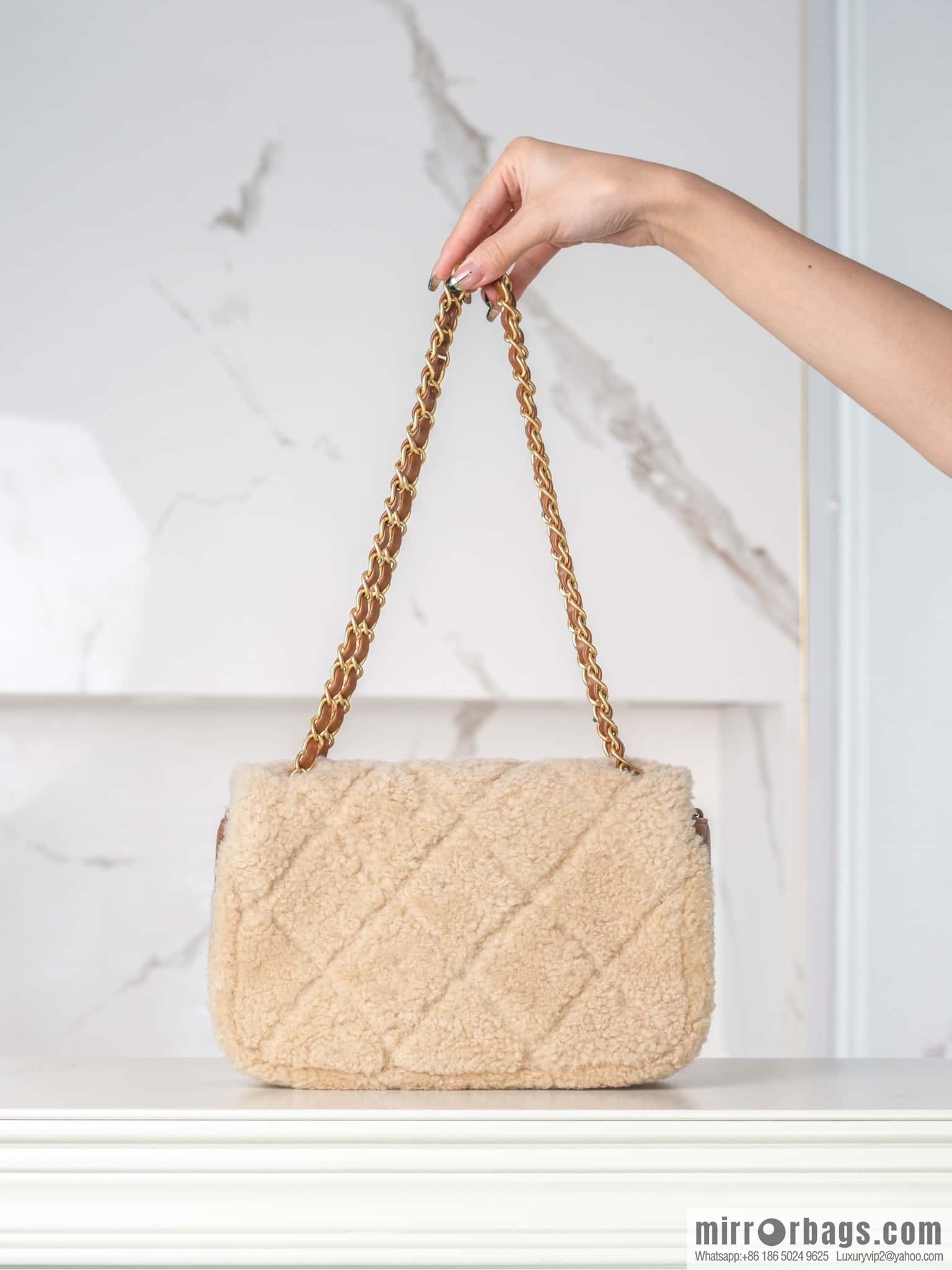 𝗖𝗛𝗔𝗡𝗘𝗟 24K Classic CF Teddy Bear, Large, Apricot AS5149 B18194 NZW48