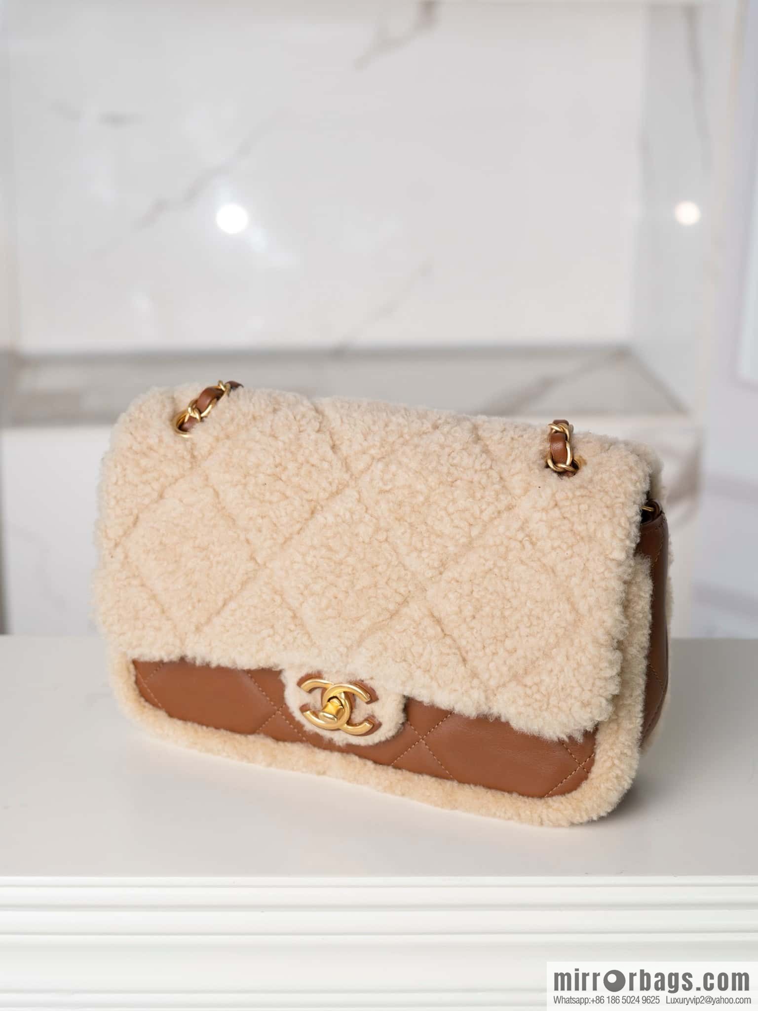 𝗖𝗛𝗔𝗡𝗘𝗟 24K Classic CF Teddy Bear, Large, Apricot AS5149 B18194 NZW48