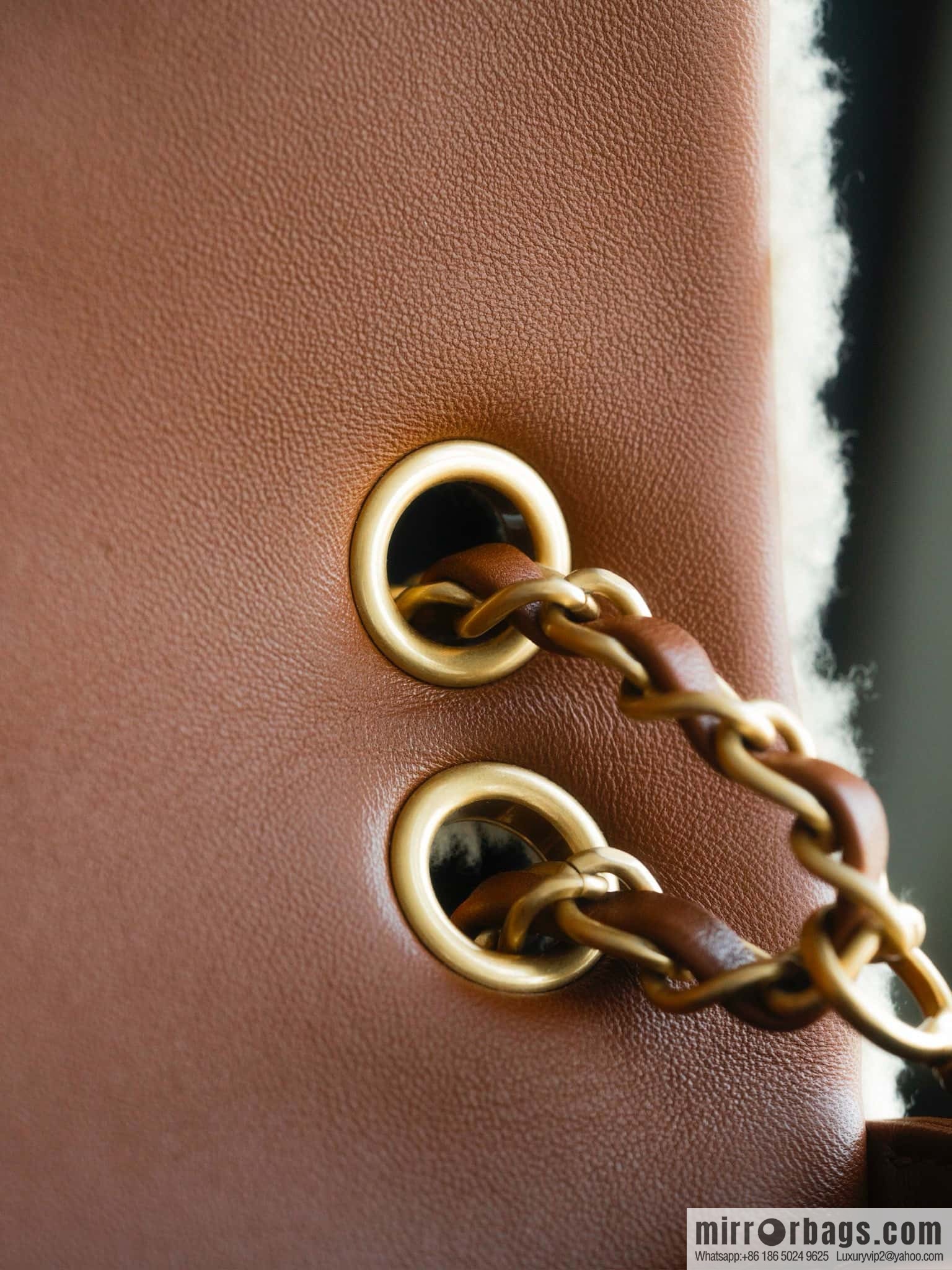 𝗖𝗛𝗔𝗡𝗘𝗟 24K Classic CF Teddy Bear, Large, Apricot AS5149 B18194 NZW48