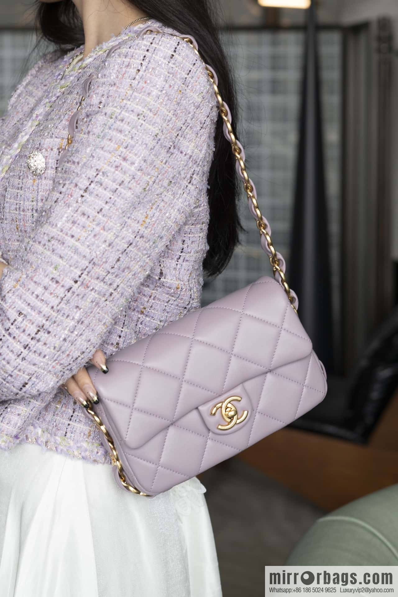 𝐂𝐇𝐀𝐍𝐄𝐋 24K thick chain armpit bag, large Mini taro purple AS5174
