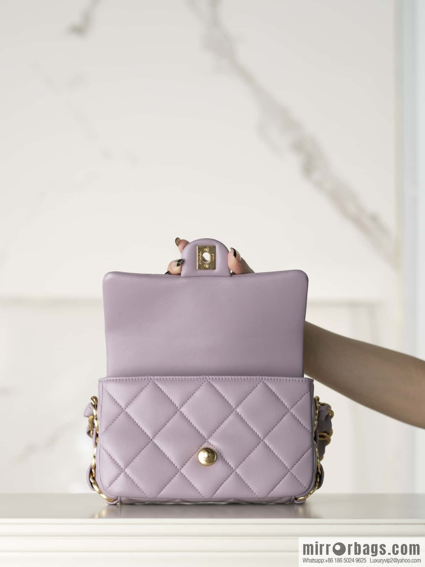𝐂𝐇𝐀𝐍𝐄𝐋 24K thick chain armpit bag, large Mini taro purple AS5174