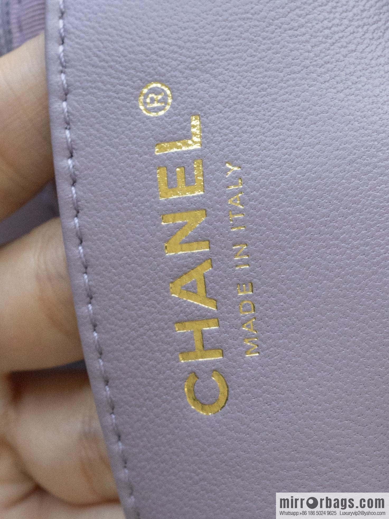 𝐂𝐇𝐀𝐍𝐄𝐋 24K thick chain armpit bag, large Mini taro purple AS5174