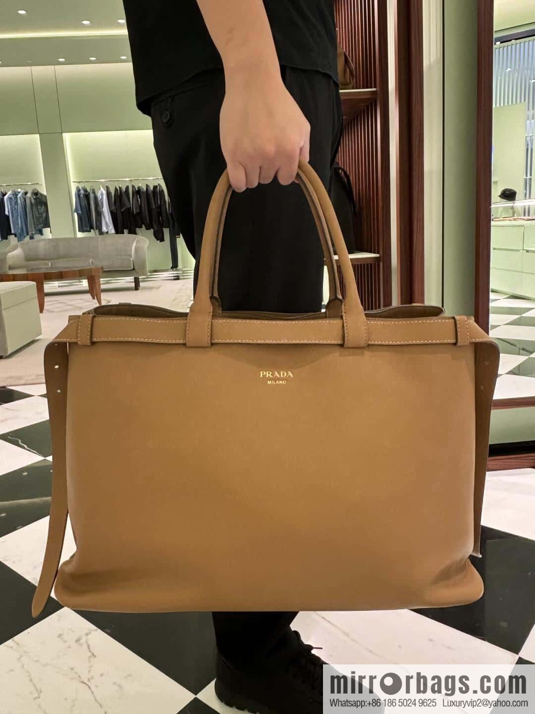 PRADA 🎉 new men's bag 🎉 1BG126 extra large 🎉🎉 brown