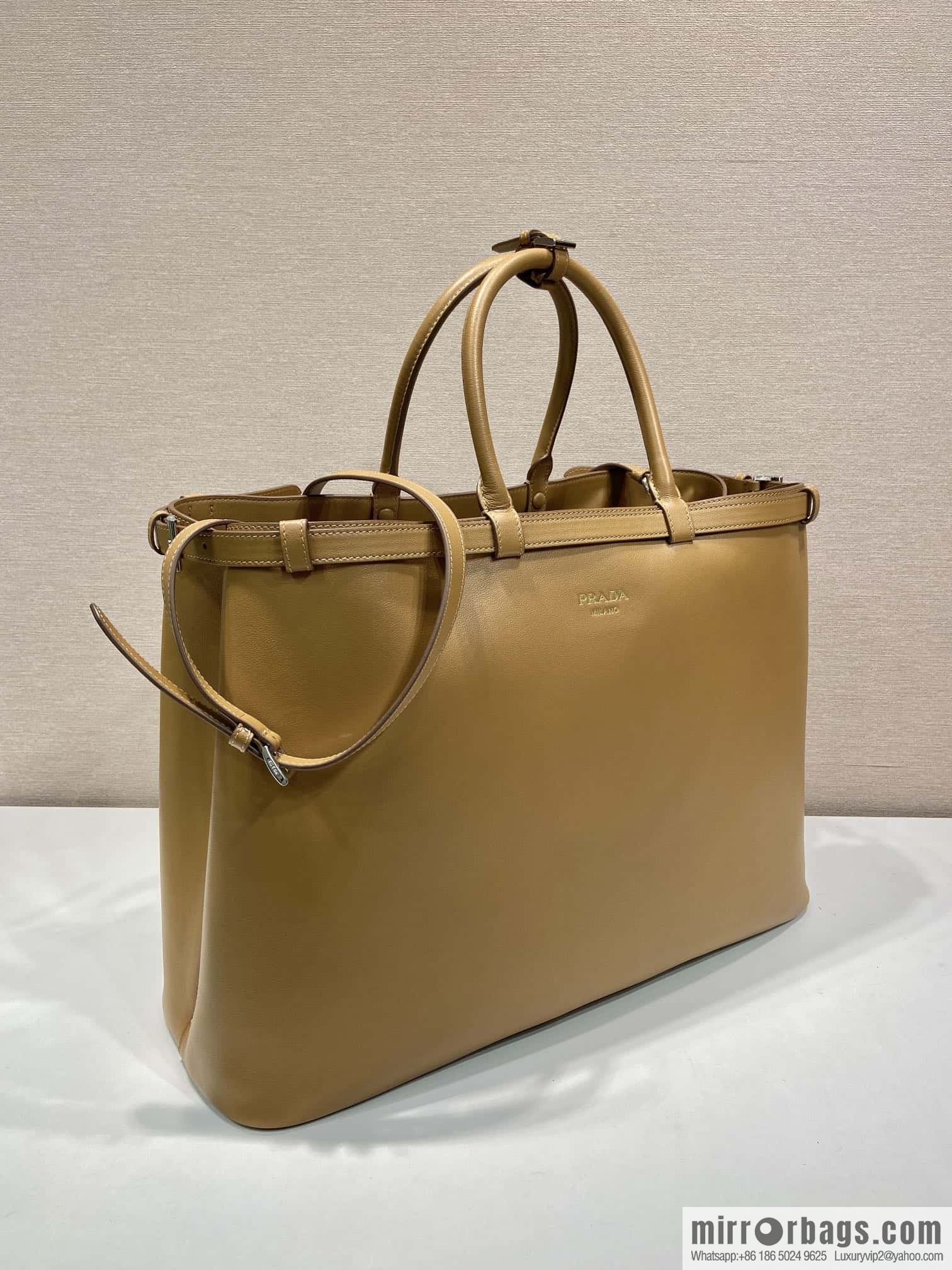 PRADA 🎉 new men's bag 🎉 1BG126 extra large 🎉🎉 brown
