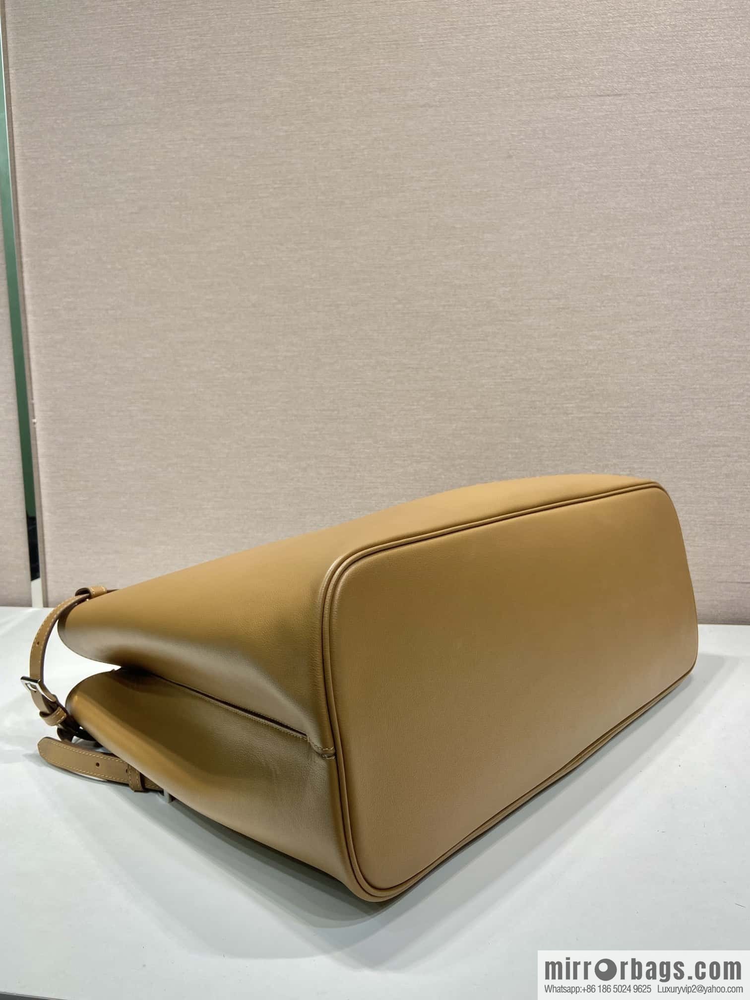 PRADA 🎉 new men's bag 🎉 1BG126 extra large 🎉🎉 brown