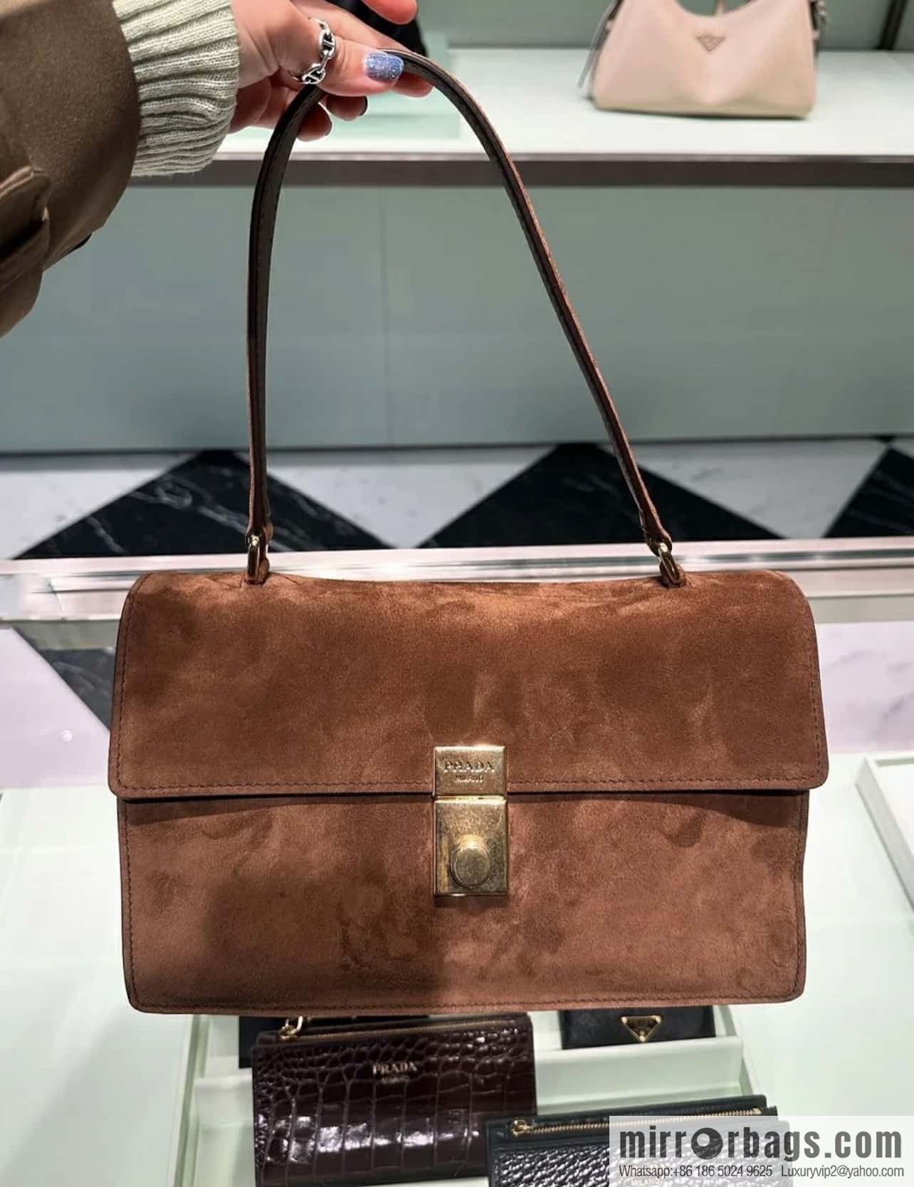 PRADA 🎉 new catwalk model 🎉 1BD378A suede🎉🎉