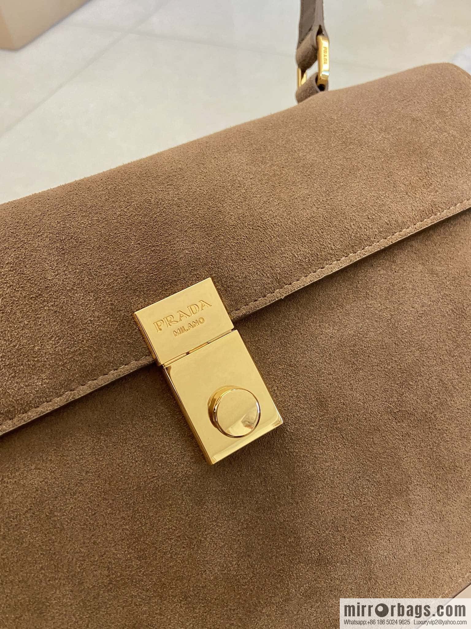 PRADA 🎉 new catwalk model 🎉 1BD378A suede🎉🎉