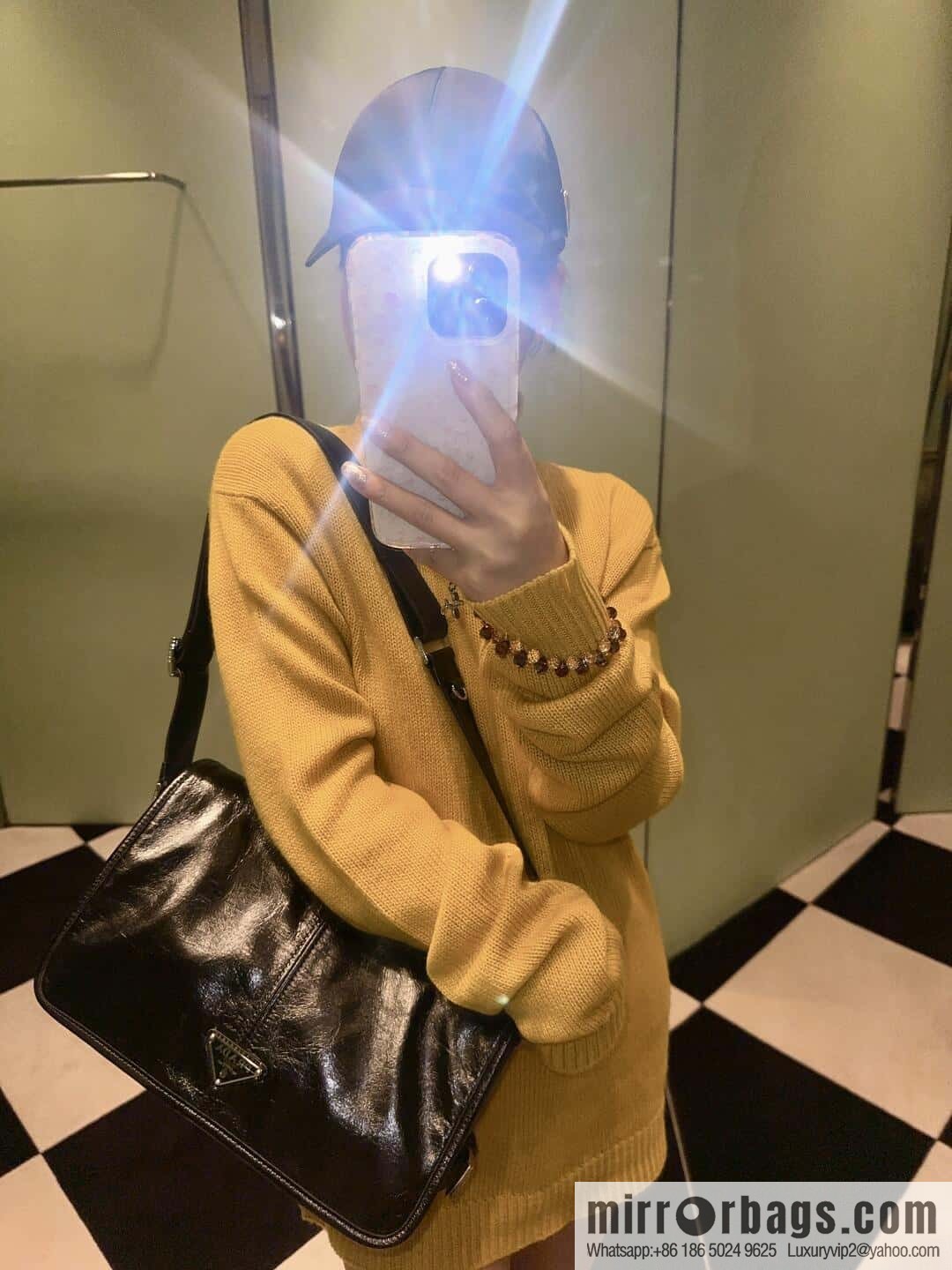 PRADA 🎉 new oil wax bag 🎉 2VD073 messenger bag🎉🎉