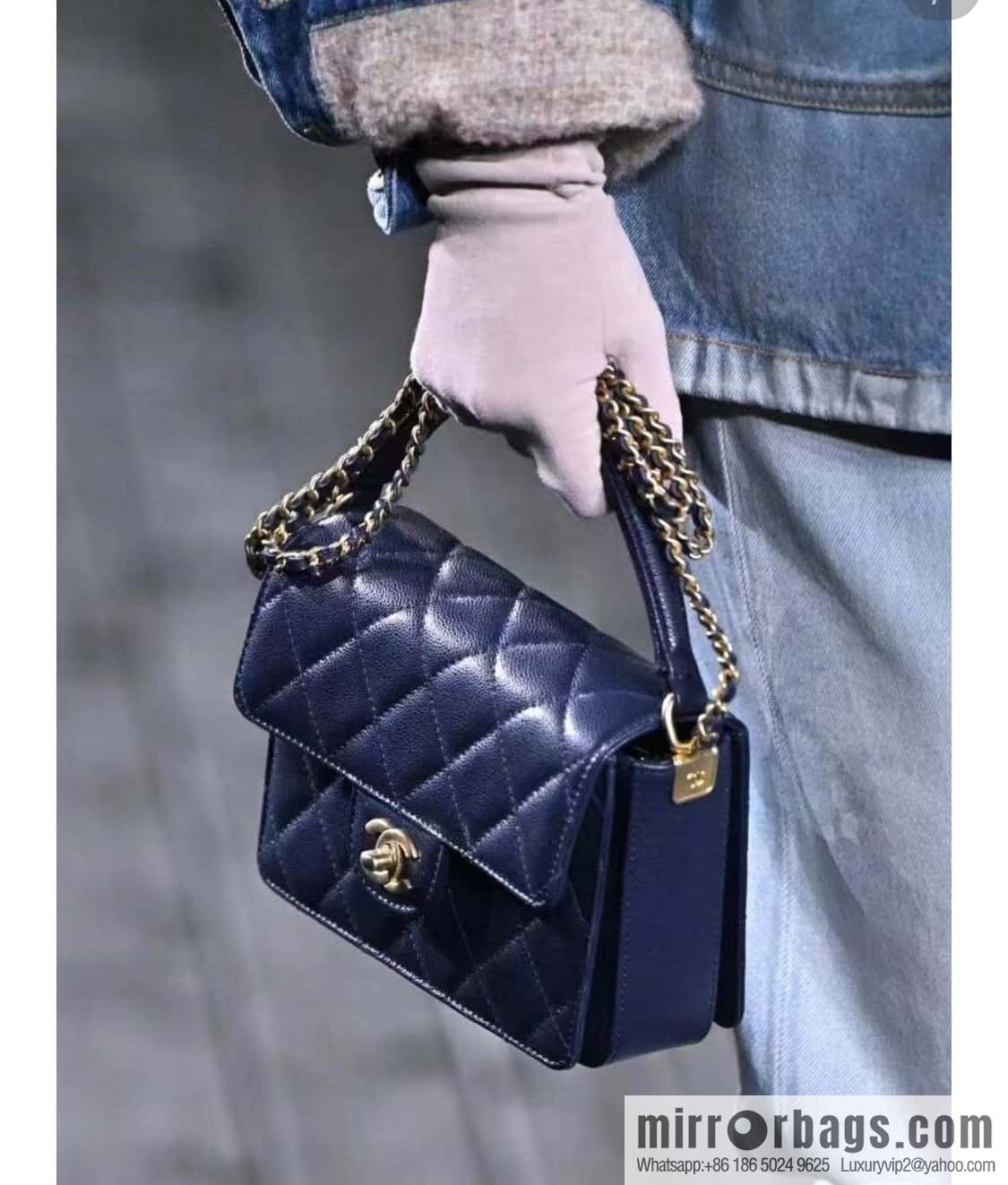 𝐂𝐡𝐚𝐧𝐞𝐥 𝟮𝟰𝗞 autumn and winter series, handle cover bag, navy blue 💙 small AS5165