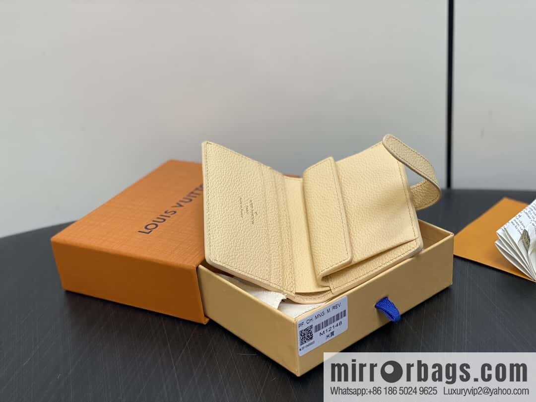 [Original order boutique] M12148 beige, full leather wallet series Portfoille Locky wallet