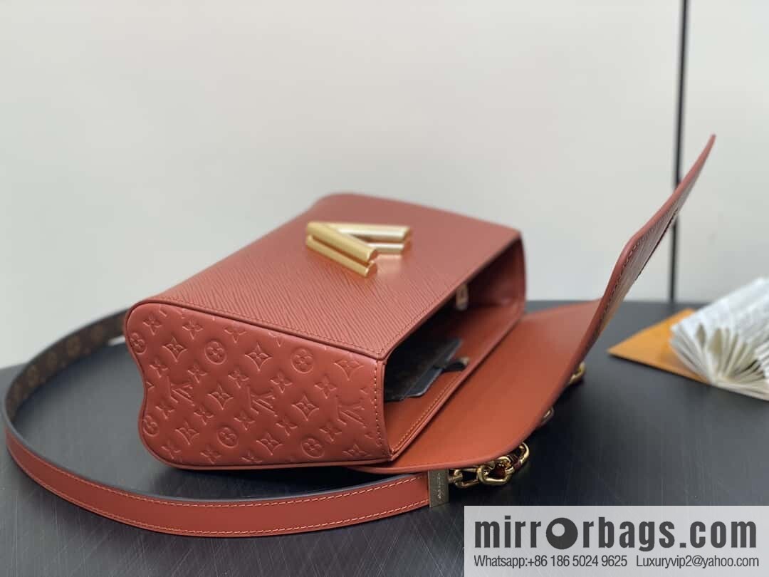 [Original order boutique] M24043 brown M24044 black, water ripple Twist series NEW Twist MM handbag