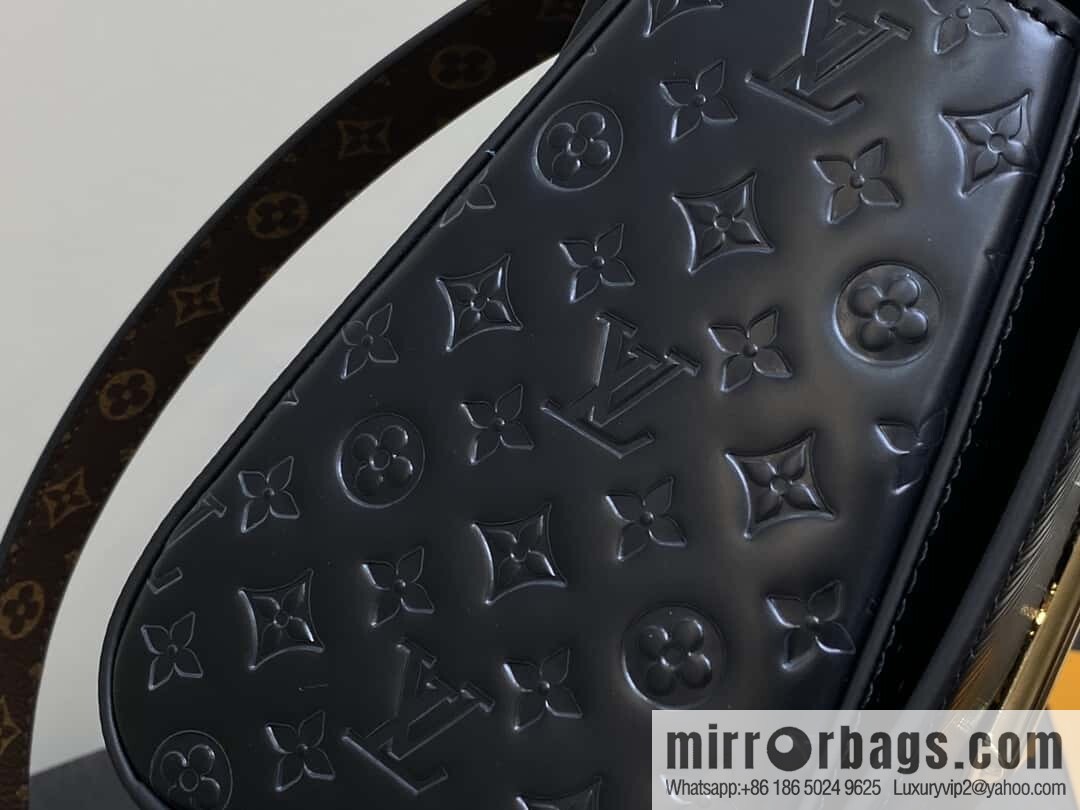 [Original order boutique] M24044 black M24043 brown, water ripple Twist series NEW Twist MM handbag