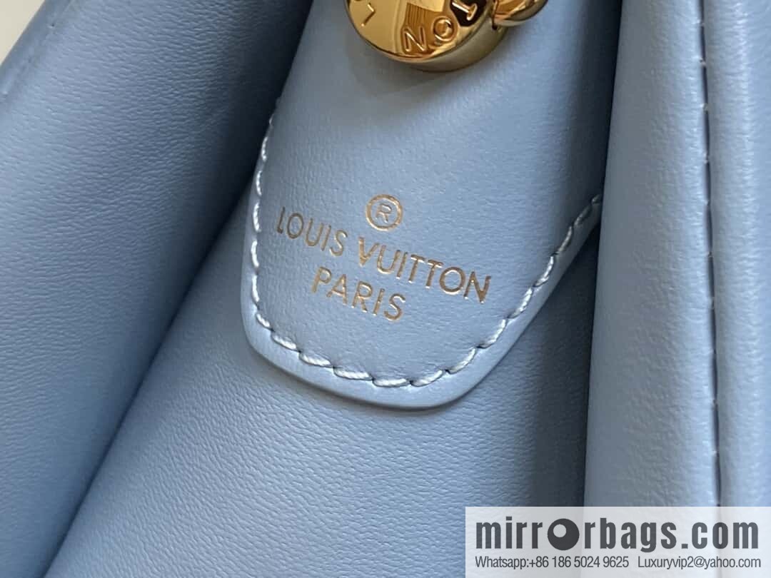 [Original order boutique] M24338 blue, full leather chain bag series, sheepskin Coussin BB handbag