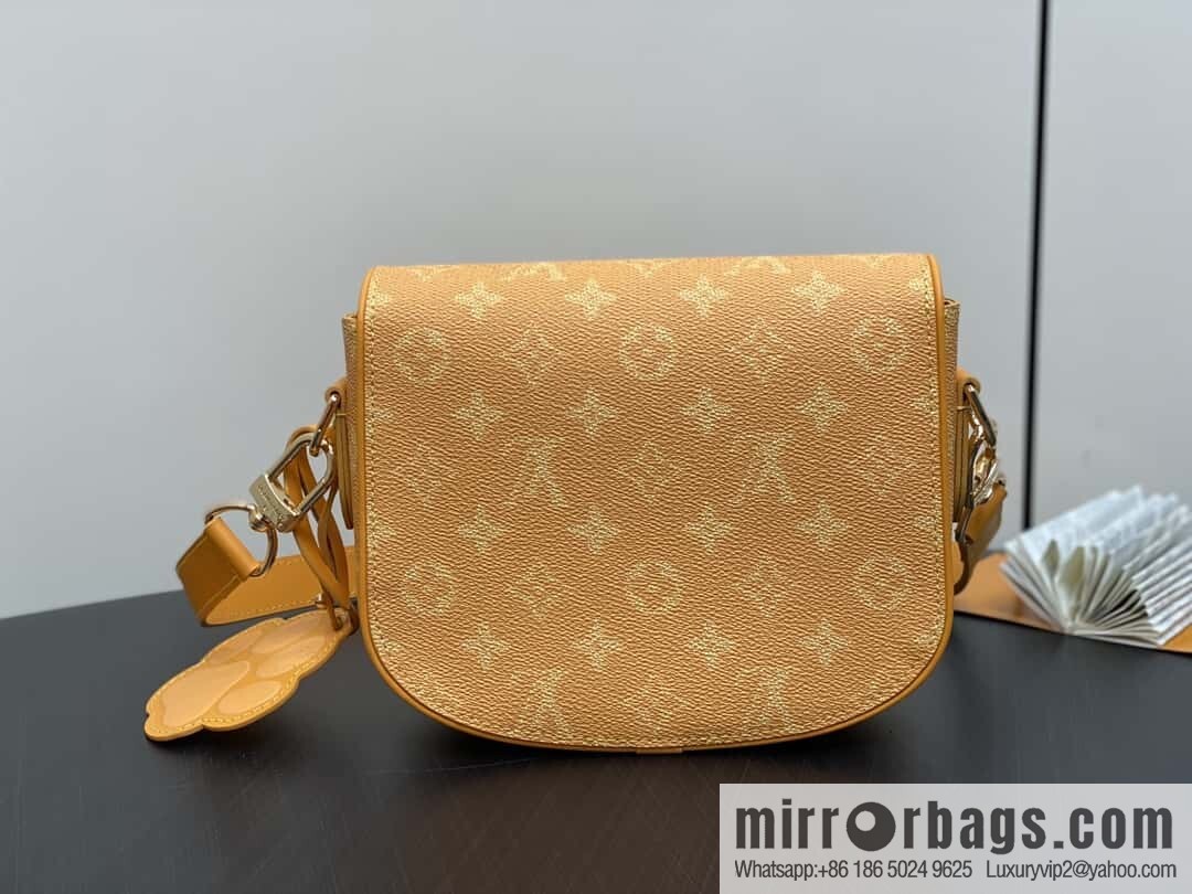 [Original order boutique] M12694 yellow silk screen, mailman bag series, this Montsouris small mailman bag.