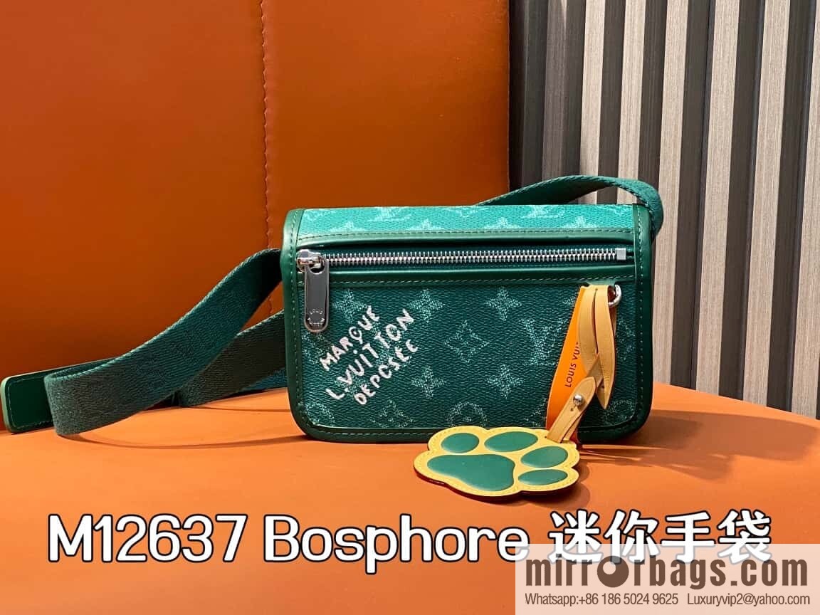[Original order boutique] M12637 green silk screen, men's bag messenger bag series Bosphore mini handbag