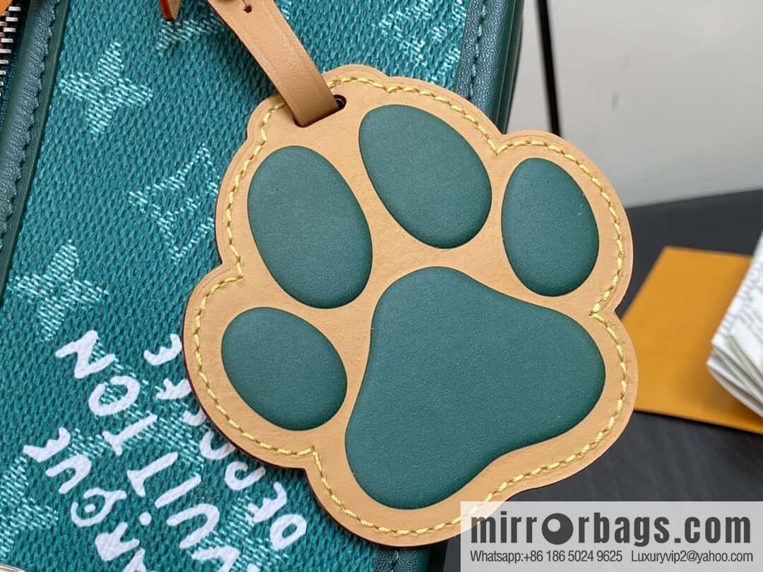 [Original order boutique] M12637 green silk screen, men's bag messenger bag series Bosphore mini handbag