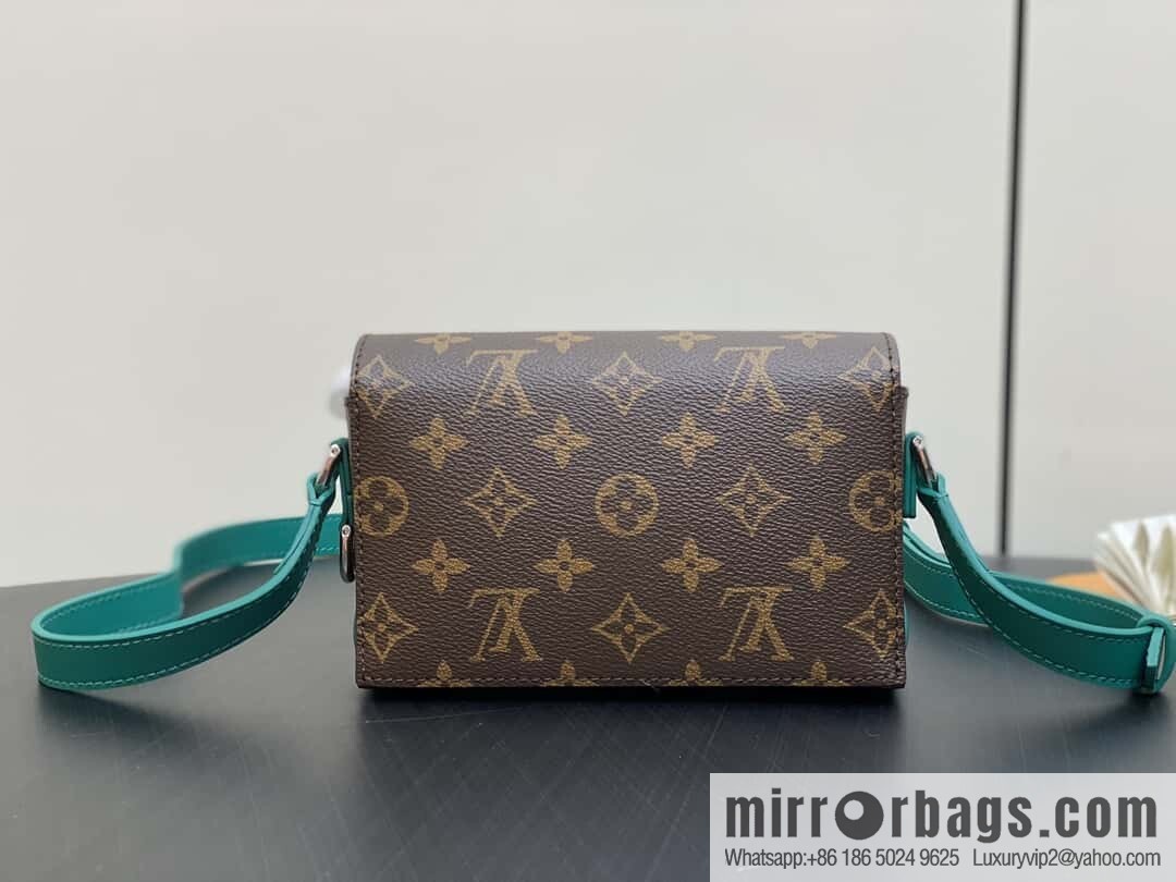[Original order boutique] M12080 presbyopia/green, men's bag messenger bag series, this Steamer mini handbag.