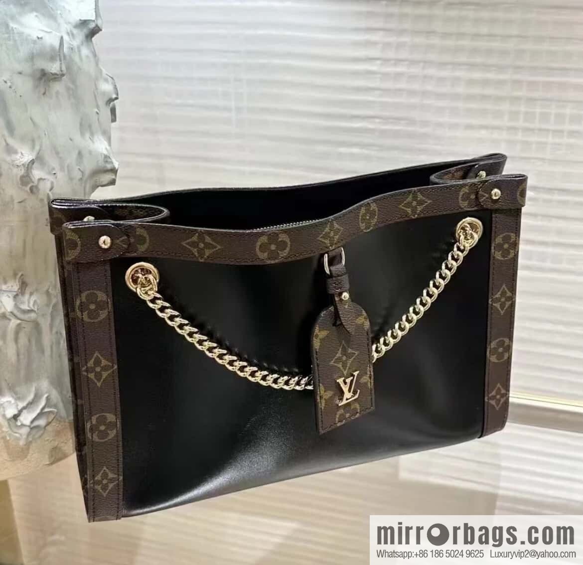 [Original order boutique] M13140 black/presbyopia, tote bag series Nova PM tote bag