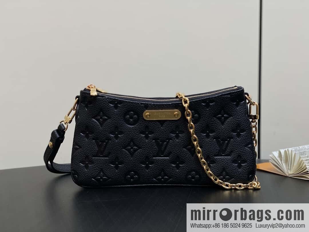 [Original order boutique] M83301 black M11916 brown, full leather embossed chain bag series Liv handbag