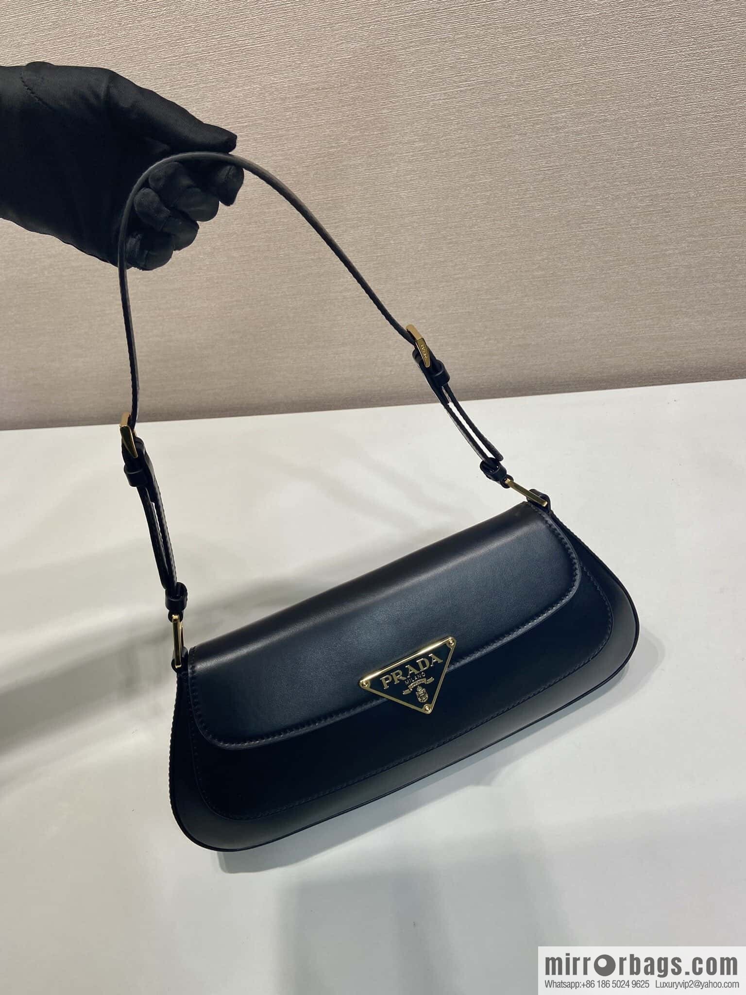 PRADA 🎉 armpit bag 🎉 1BD344 large 🎉🎉 black