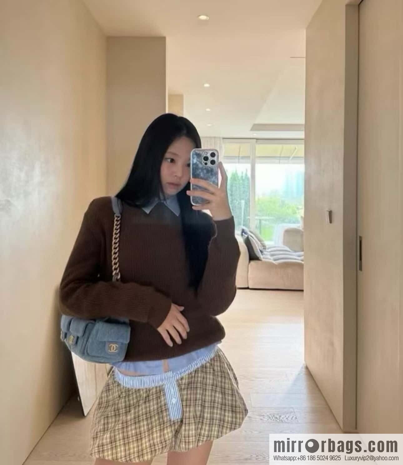 𝐂𝐡𝐚𝐧𝐞𝐥 𝟐𝟓𝐜 Early Spring Multi Pocket Denim Small AS5339