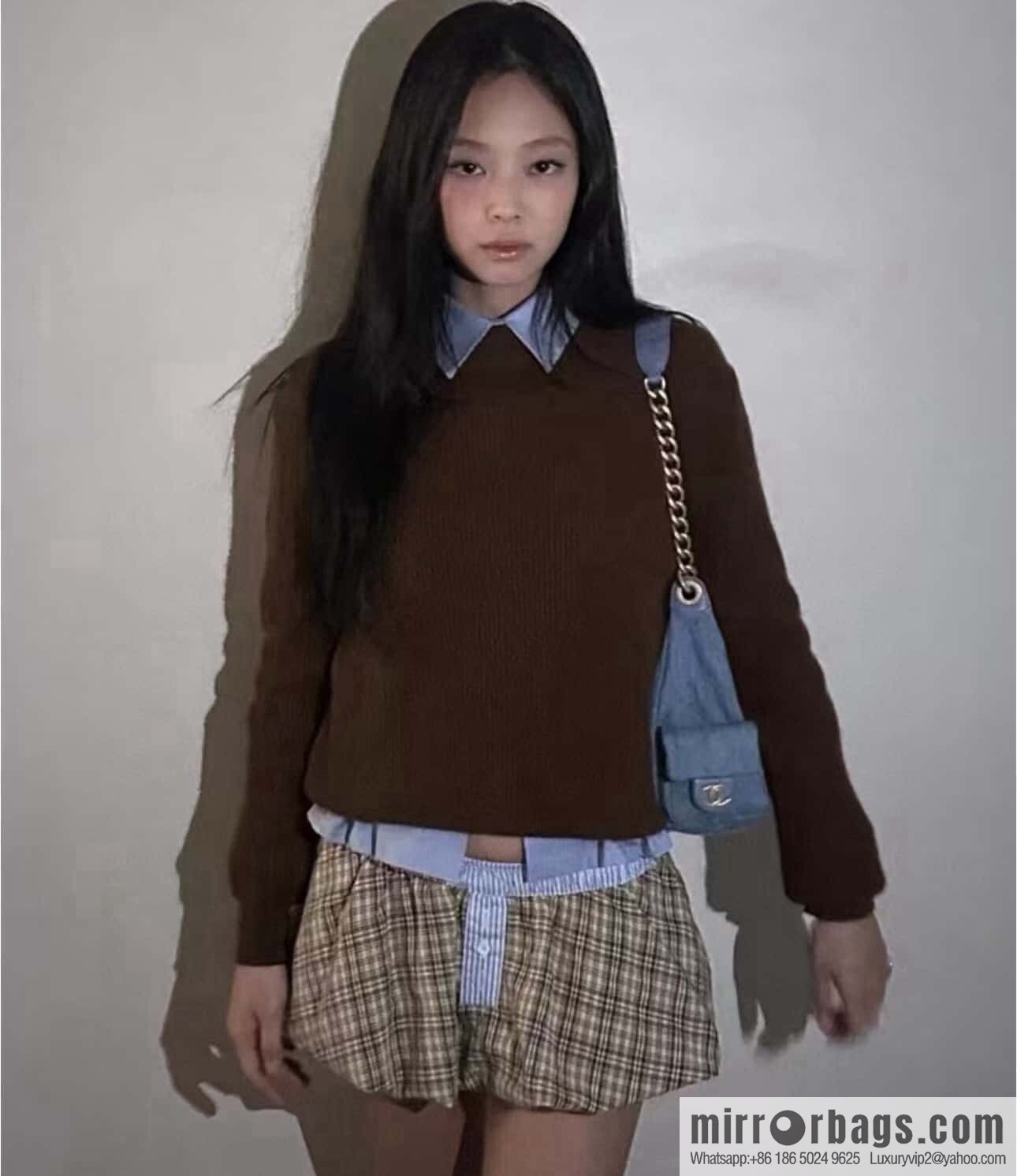 𝐂𝐡𝐚𝐧𝐞𝐥 𝟐𝟓𝐜 Early Spring Multi Pocket Denim Small AS5339