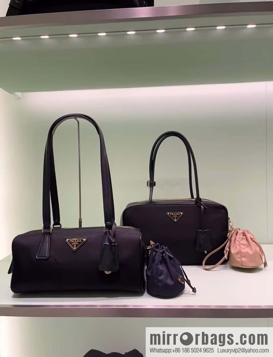 PRADA 🎉 new lock bag 🎉 1BB127 nylon cloth🎉🎉
