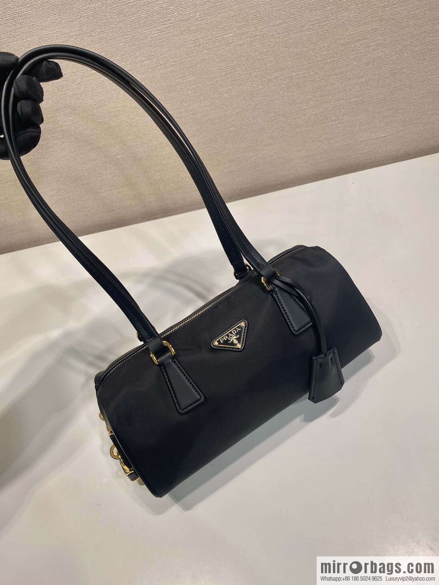 PRADA 🎉 new lock bag 🎉 1BB127 nylon cloth🎉🎉