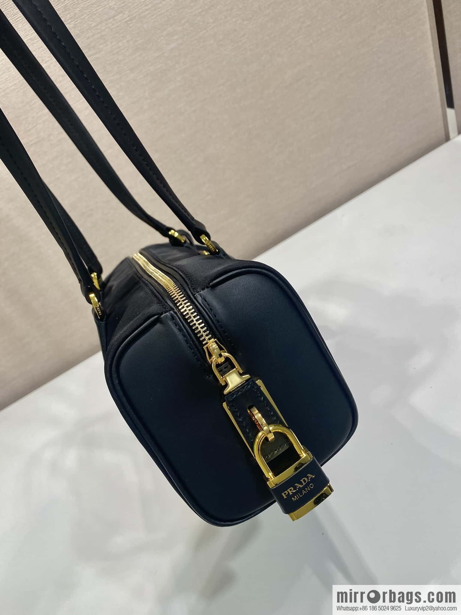 PRADA 🎉 new lock bag 🎉 1BB127 nylon cloth🎉🎉