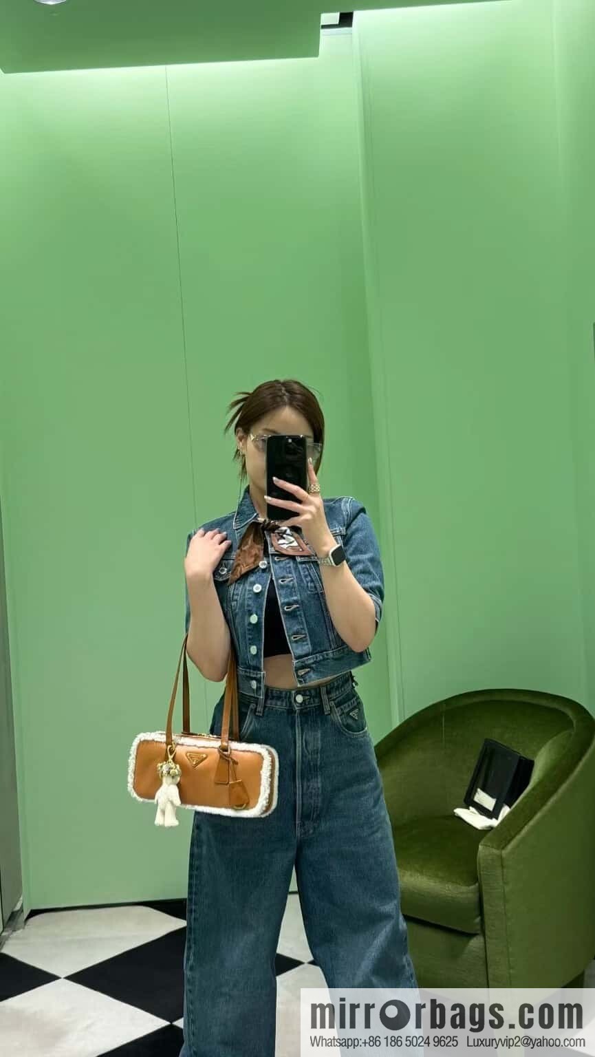 PRADA 🎉 new sheepskin 🎉 1BB124 new product🎉🎉