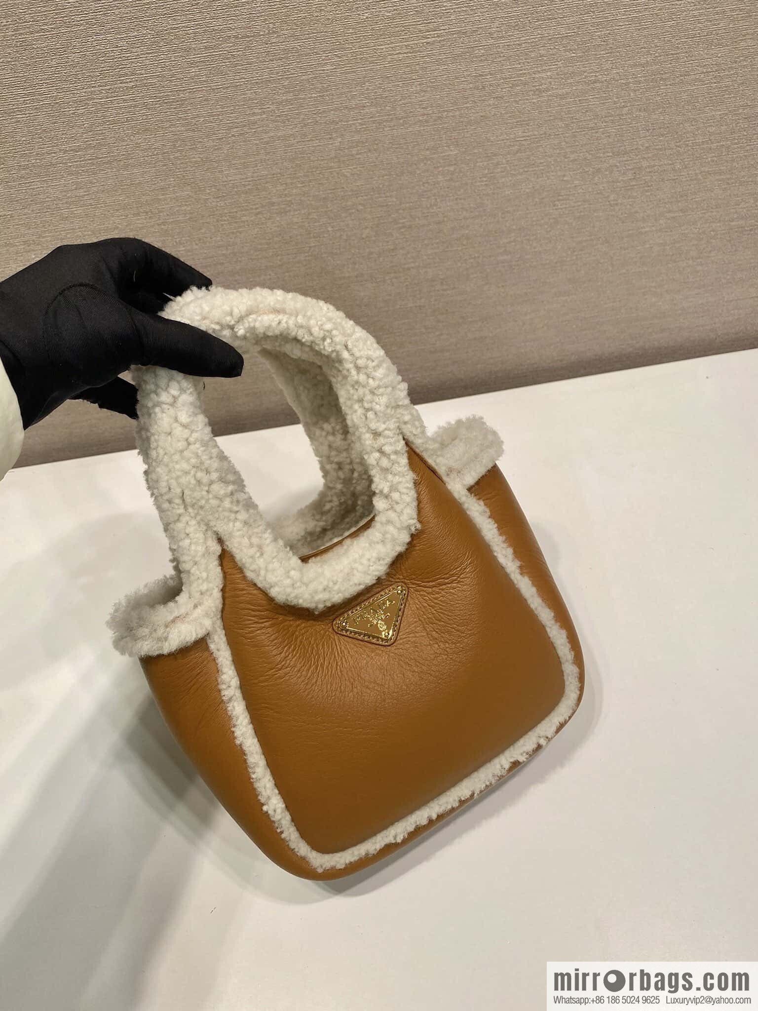 PRADA 🎉 sheepskin bucket bag 🎉 1BA349 new product🎉🎉