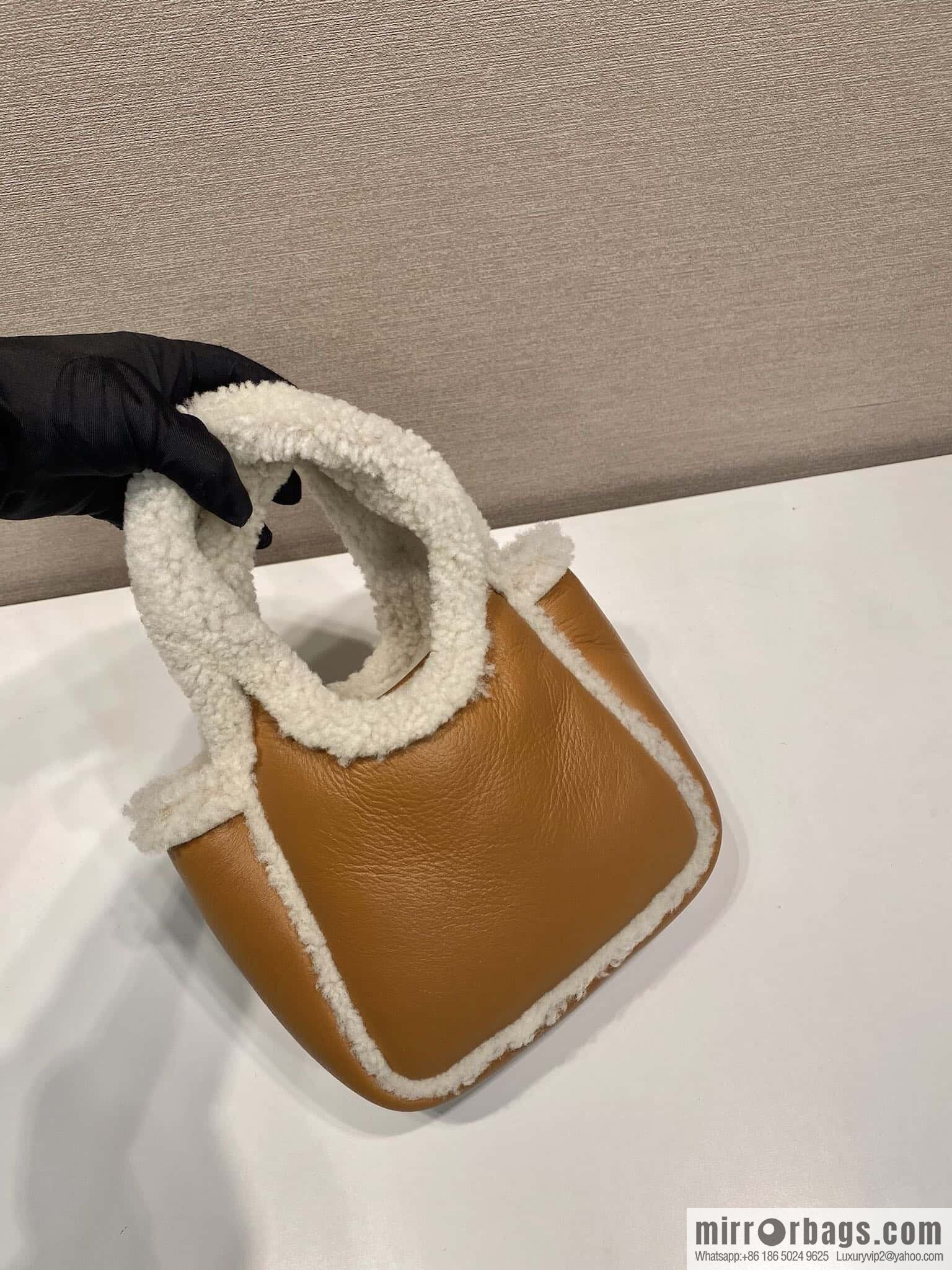 PRADA 🎉 sheepskin bucket bag 🎉 1BA349 new product🎉🎉