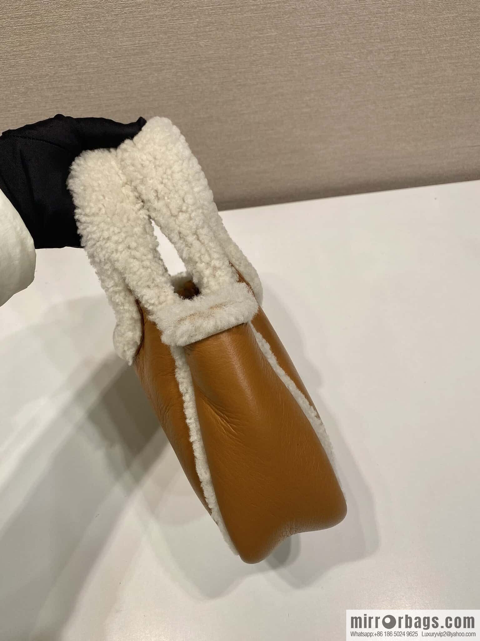 PRADA 🎉 sheepskin bucket bag 🎉 1BA349 new product🎉🎉