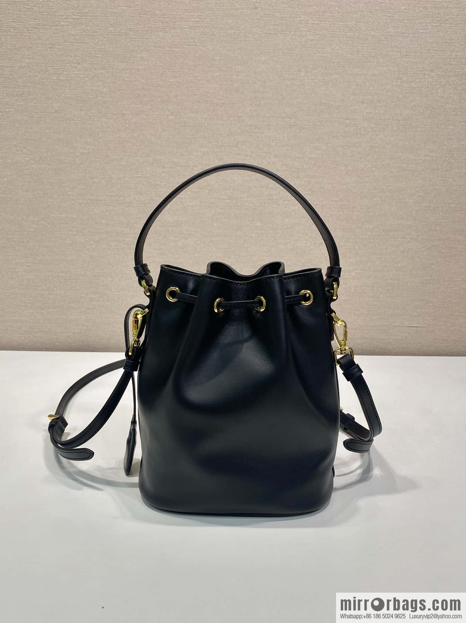 PRADA 🎉 calfskin bucket bag 🎉 1BE067 new product🎉🎉