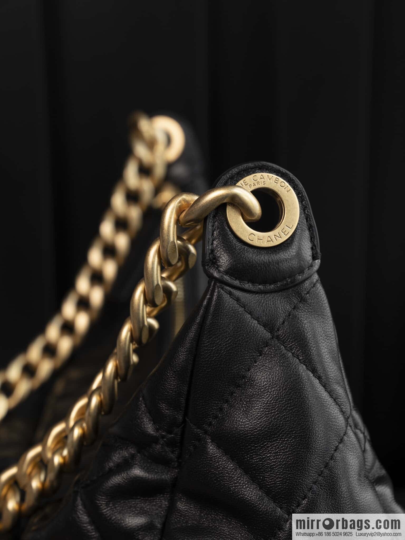 𝗖𝗛𝗔𝗘𝗡𝗟✦ 𝟐𝟓𝐜 large hippie 𝐡𝐨𝐛𝐨 𝐛𝐚𝐠 black gold 🖤 AS5302