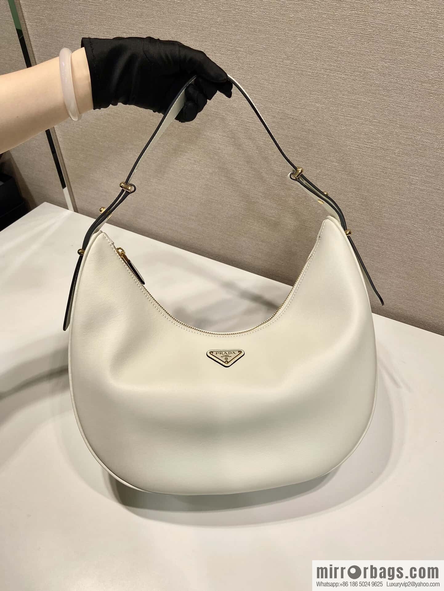 PRADA 🎉 large Moon handbag 🎉 1BC212 large🎉🎉