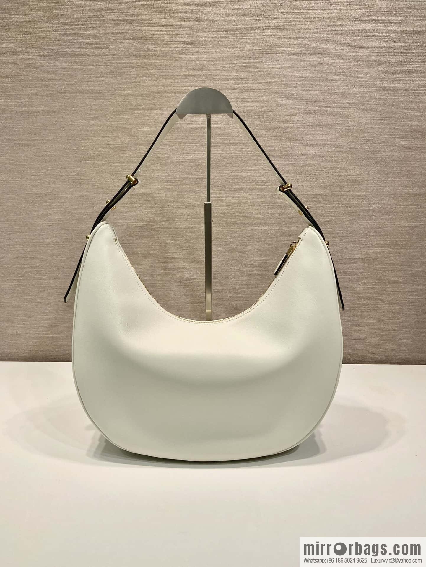 PRADA 🎉 large Moon handbag 🎉 1BC212 large🎉🎉