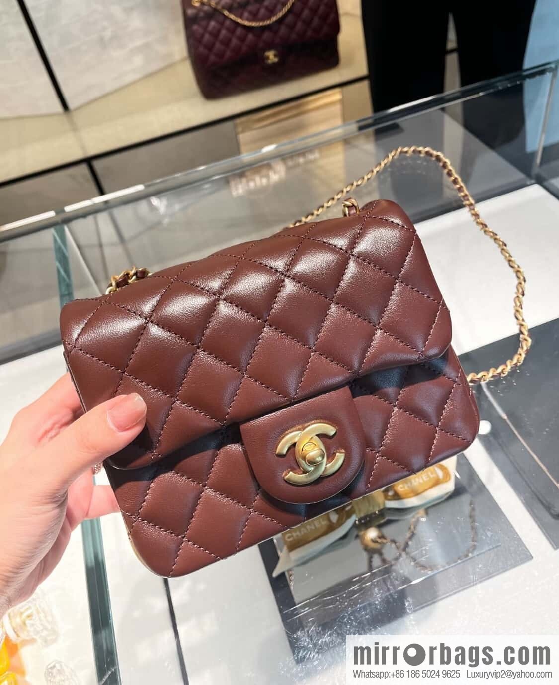 𝐂𝐡𝐚𝐧𝐞𝐥 𝟐𝟒𝐤 𝐜𝐟 golden ball square fat man, reddish brown ✨ AS1786