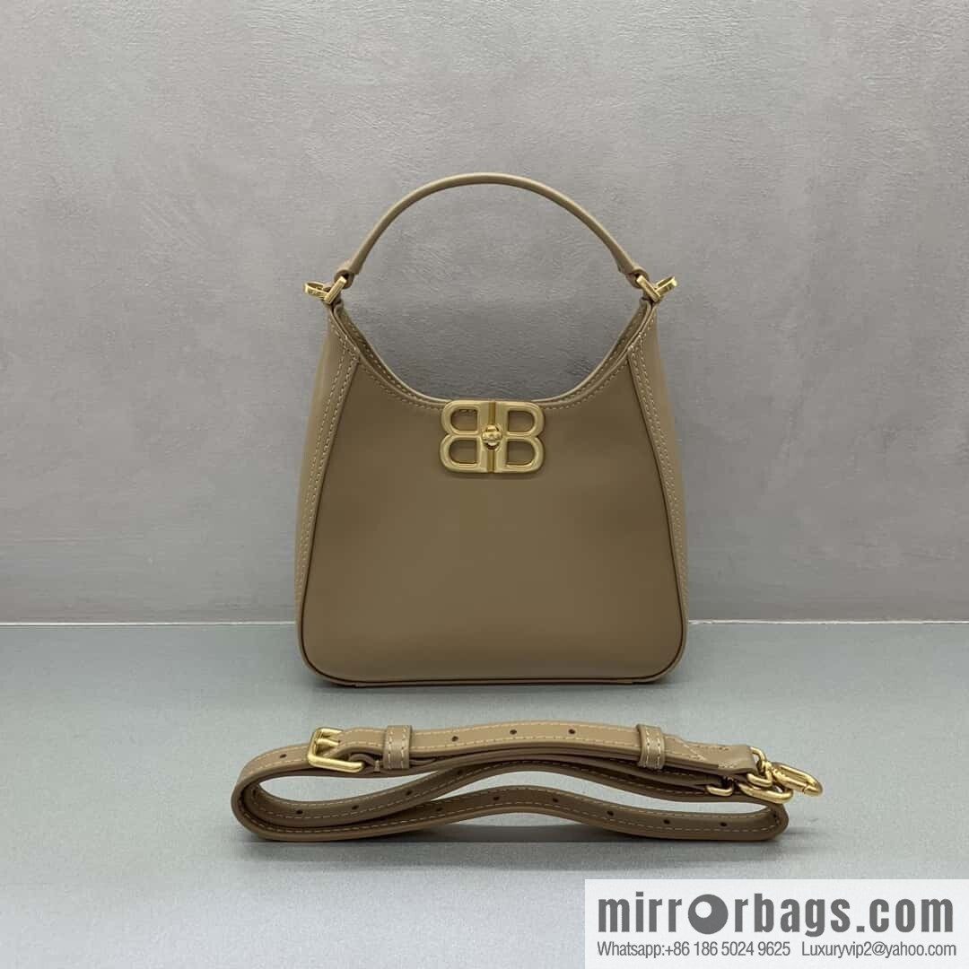🖤Paris Home Hobo Series ‼️ 24 Year Hobo Bag 801928 Brown