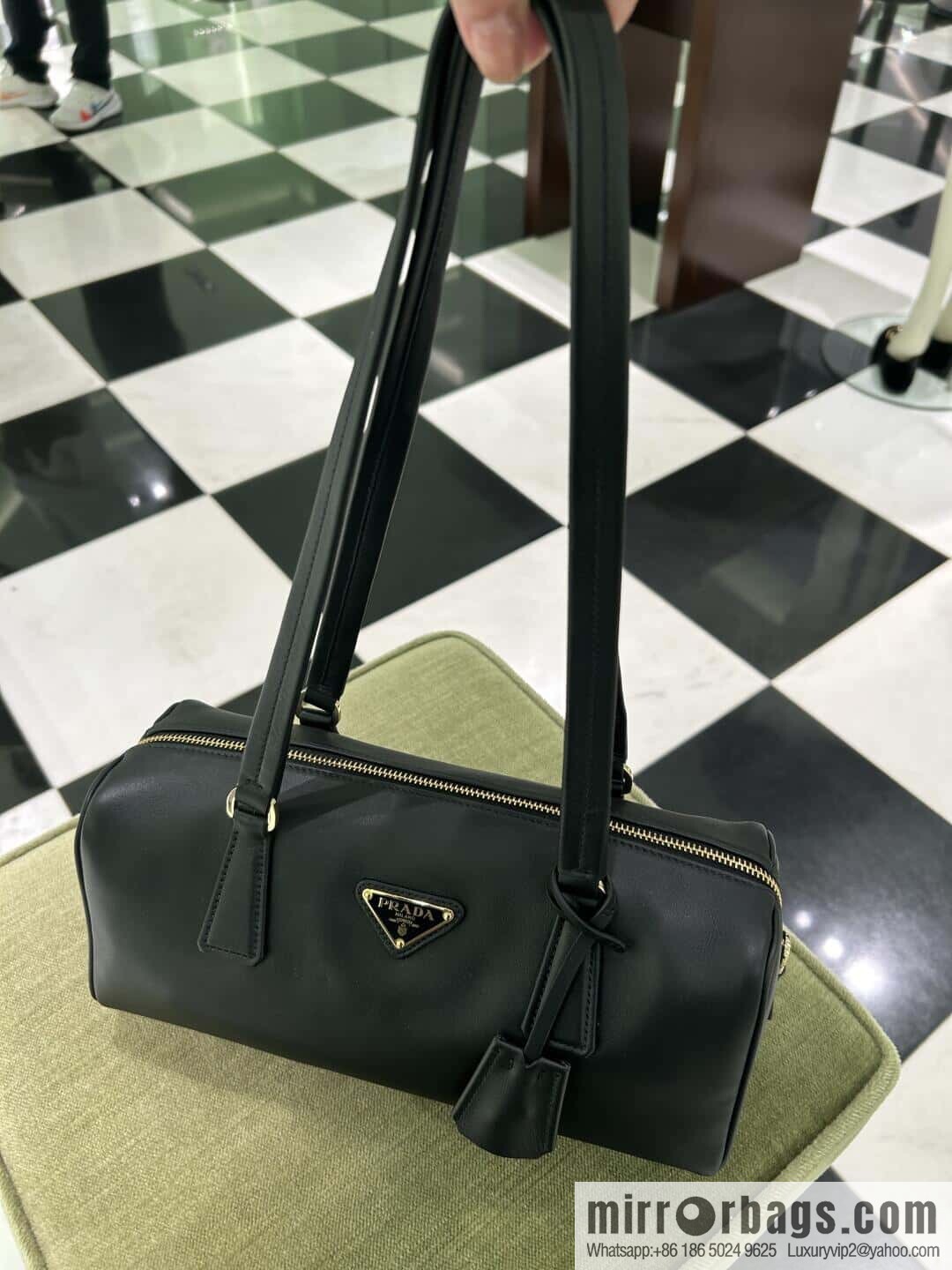 PRADA 🎉 padlock women 🎉 1BB127 new 🎉🎉 black