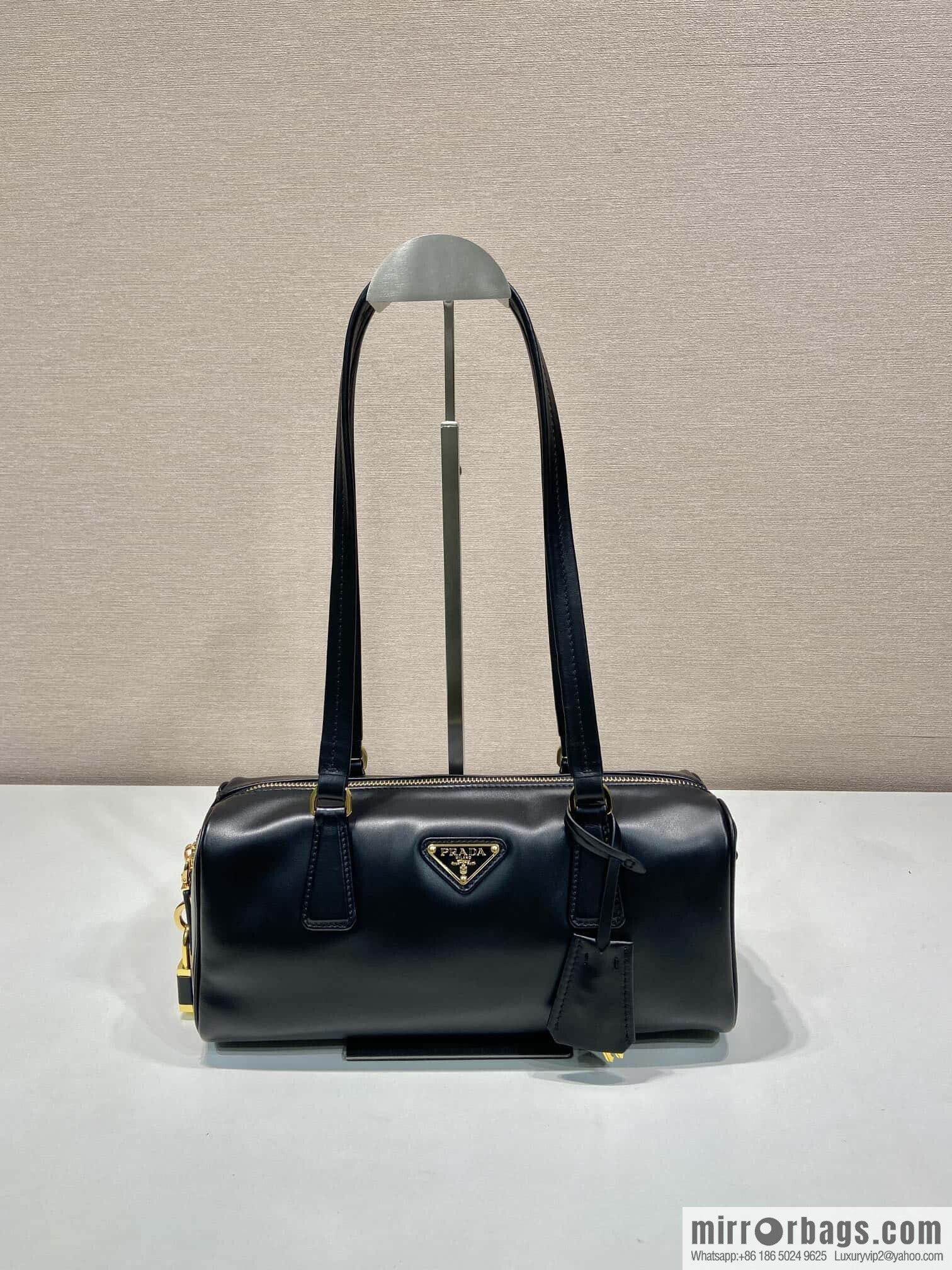 PRADA 🎉 padlock women 🎉 1BB127 new 🎉🎉 black