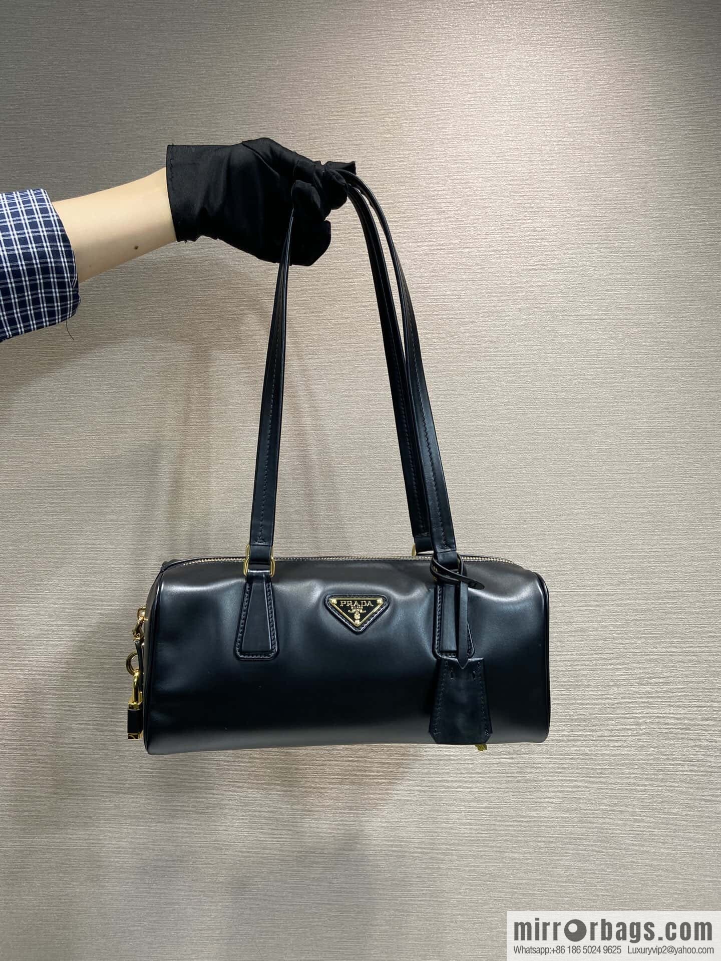 PRADA 🎉 padlock women 🎉 1BB127 new 🎉🎉 black
