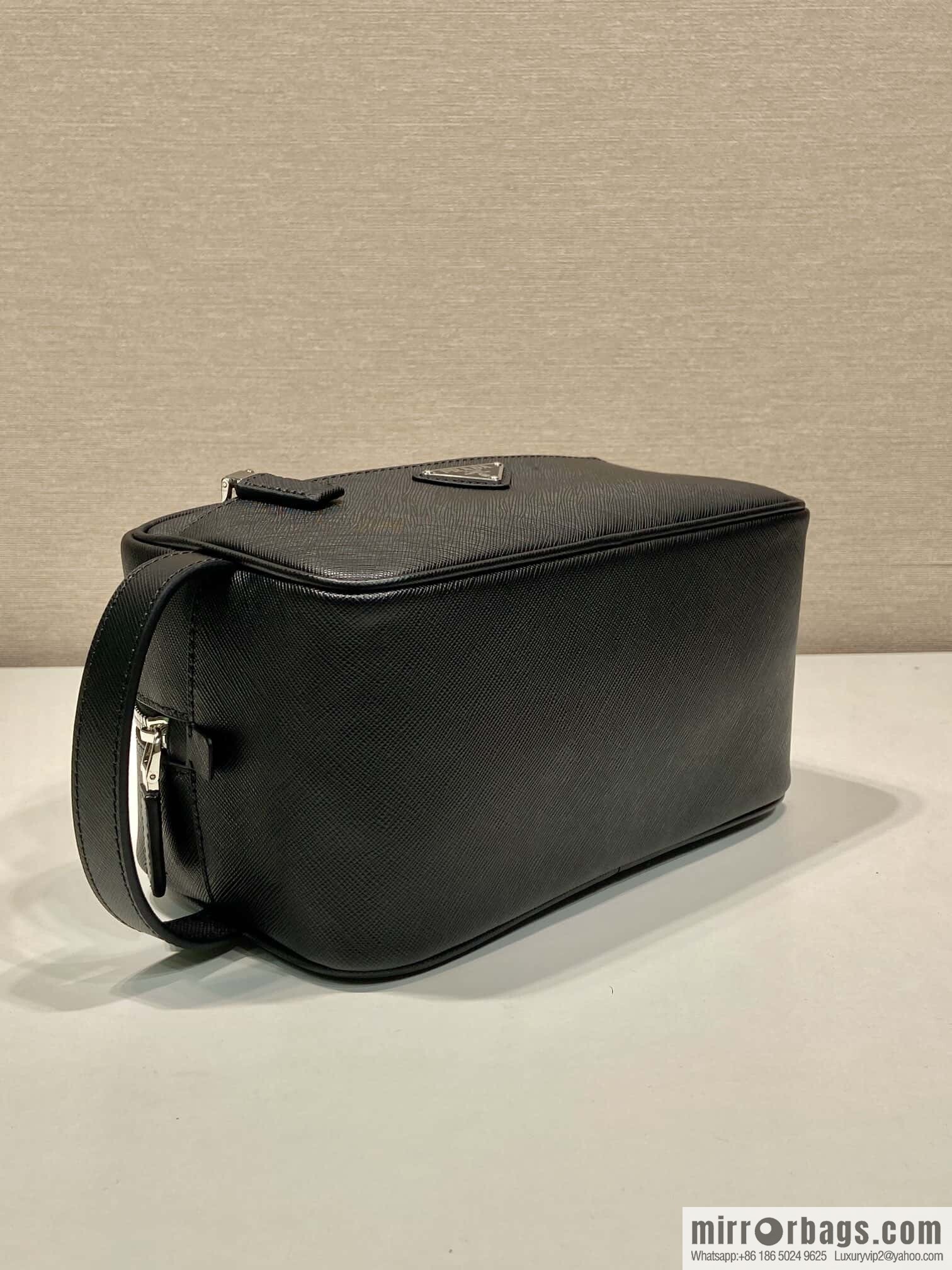 PRADA 🎉 new wash handbag 🎉 2NA819 cowhide🎉🎉