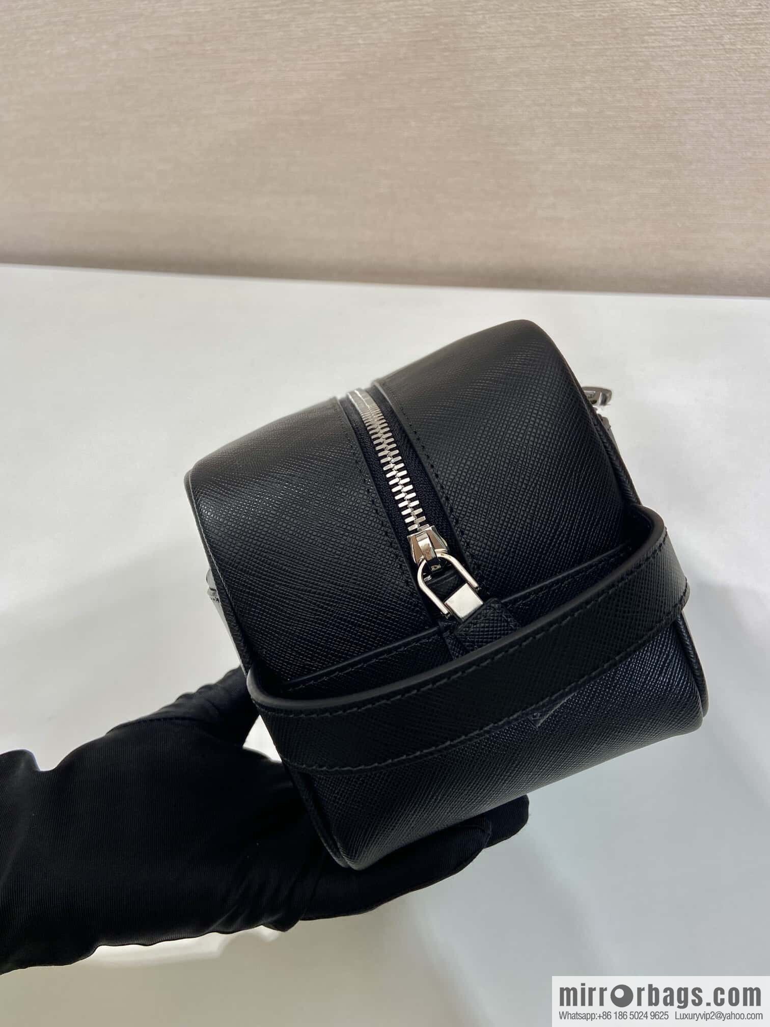PRADA 🎉 new wash handbag 🎉 2NA819 cowhide🎉🎉